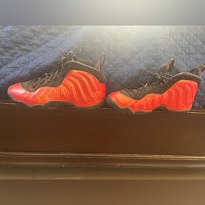 Nike collection shoe/sneaker